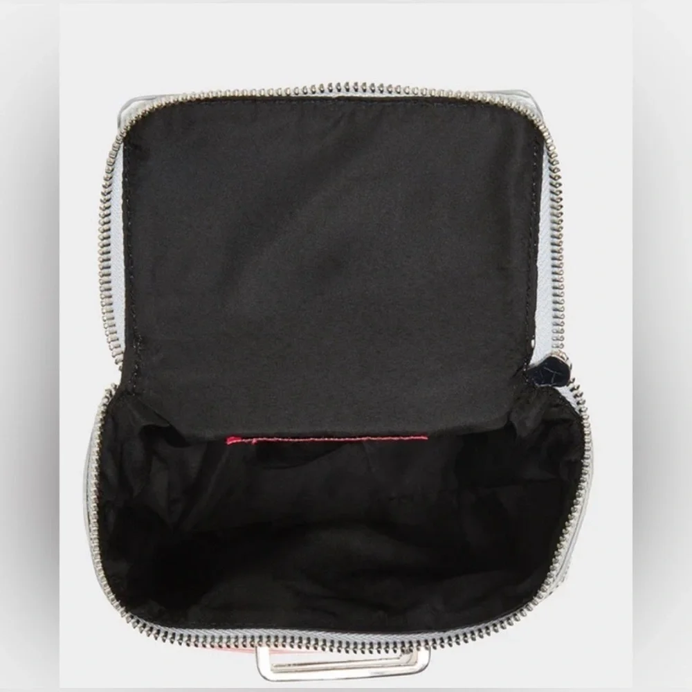 🩷 2pcs Betsey Johnson Kitsch L'Oven You crossbody purse & card holder pouch.